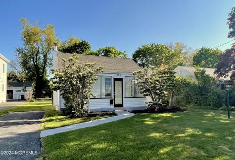 906 Central Avenue Spring Lake Heights NJ 07762