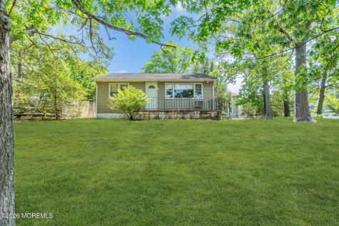 138 Vansant Avenue Island Heights NJ 08732