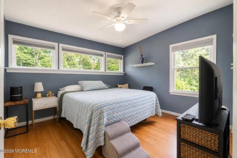 184 Parkview Terrace Lincroft NJ 07738
