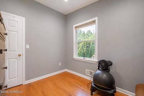 184 Parkview Terrace Lincroft NJ 07738