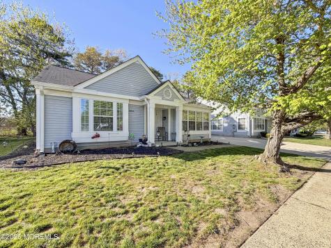 1205A Thornbury Lane Manchester NJ 08759