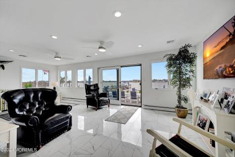 27 Antiqua Avenue Toms River NJ 08753