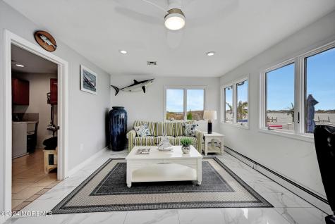 27 Antiqua Avenue Toms River NJ 08753