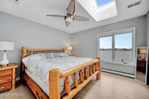 27 Antiqua Avenue Toms River NJ 08753