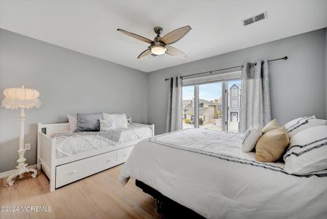 27 Antiqua Avenue Toms River NJ 08753