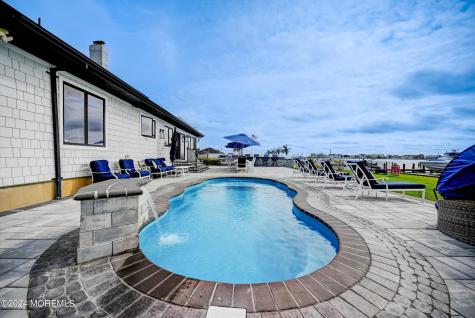 27 Antiqua Avenue Toms River NJ 08753