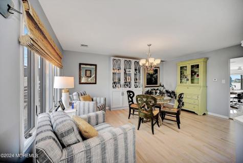 27 Antiqua Avenue Toms River NJ 08753
