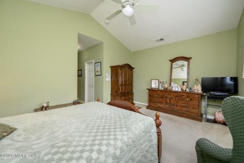 30 Wieczorkowski Avenue Parlin NJ 08859