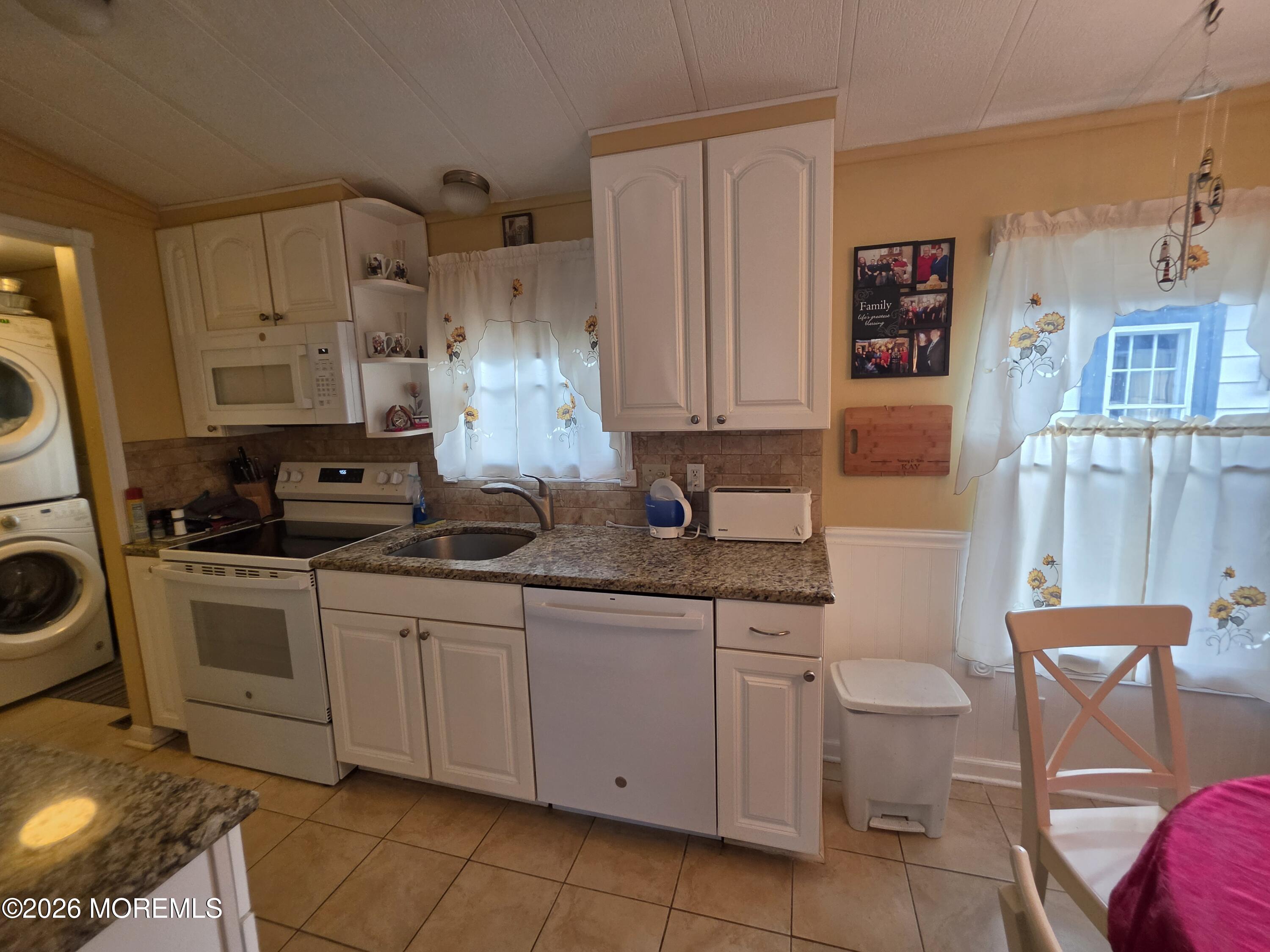 6 Fawn Run Manalapan NJ 07726