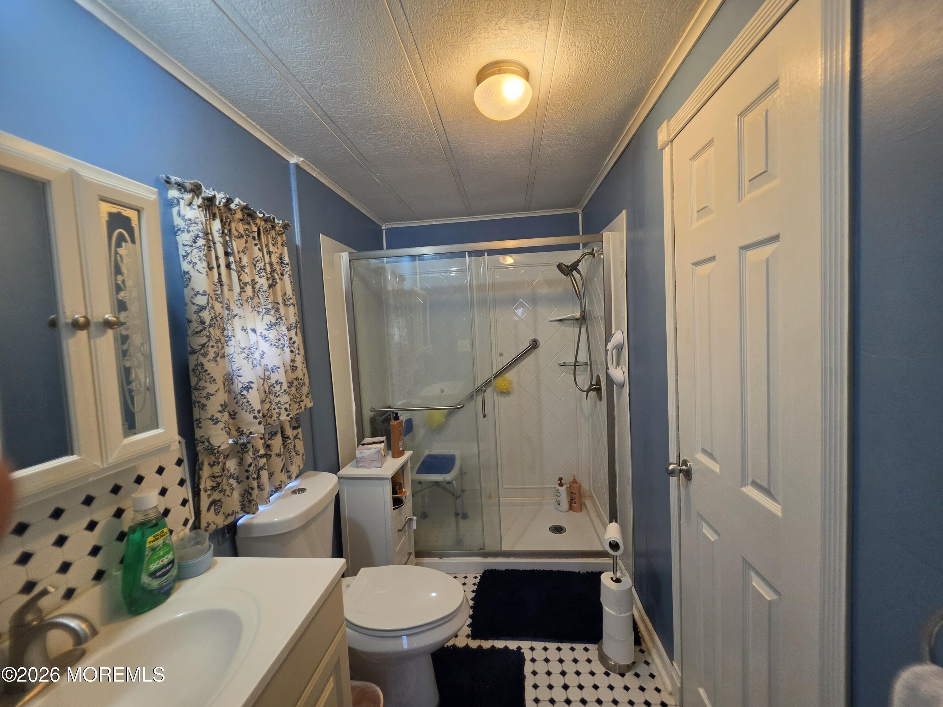 6 Fawn Run Manalapan NJ 07726