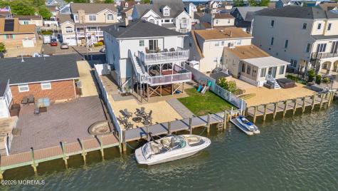 20 Lagoon Drive W Toms River NJ 08753