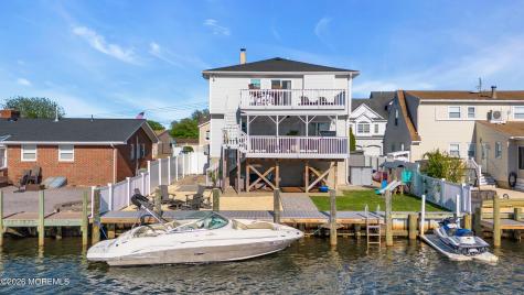20 Lagoon Drive W Toms River NJ 08753
