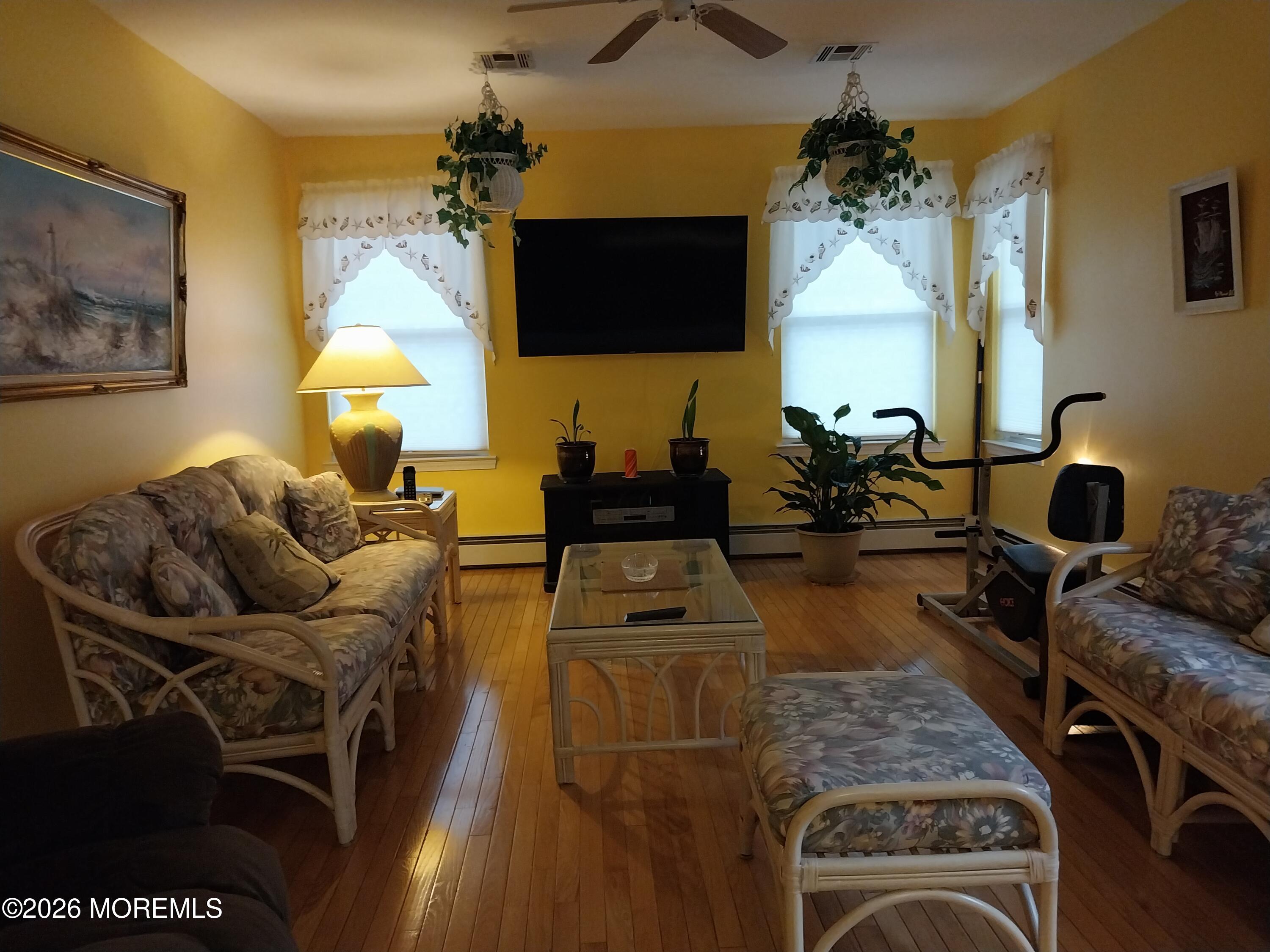 6 Sandhurst Court Toms River NJ 08757