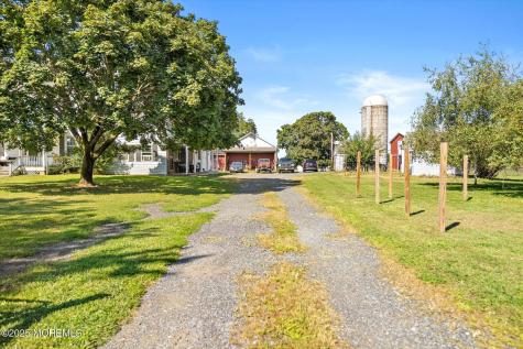 537 Chesterfield Arneytown Road Chesterfield NJ 08515
