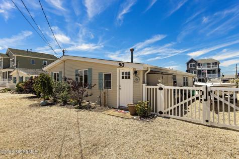 80 Mary Alice Road Manahawkin NJ 08050