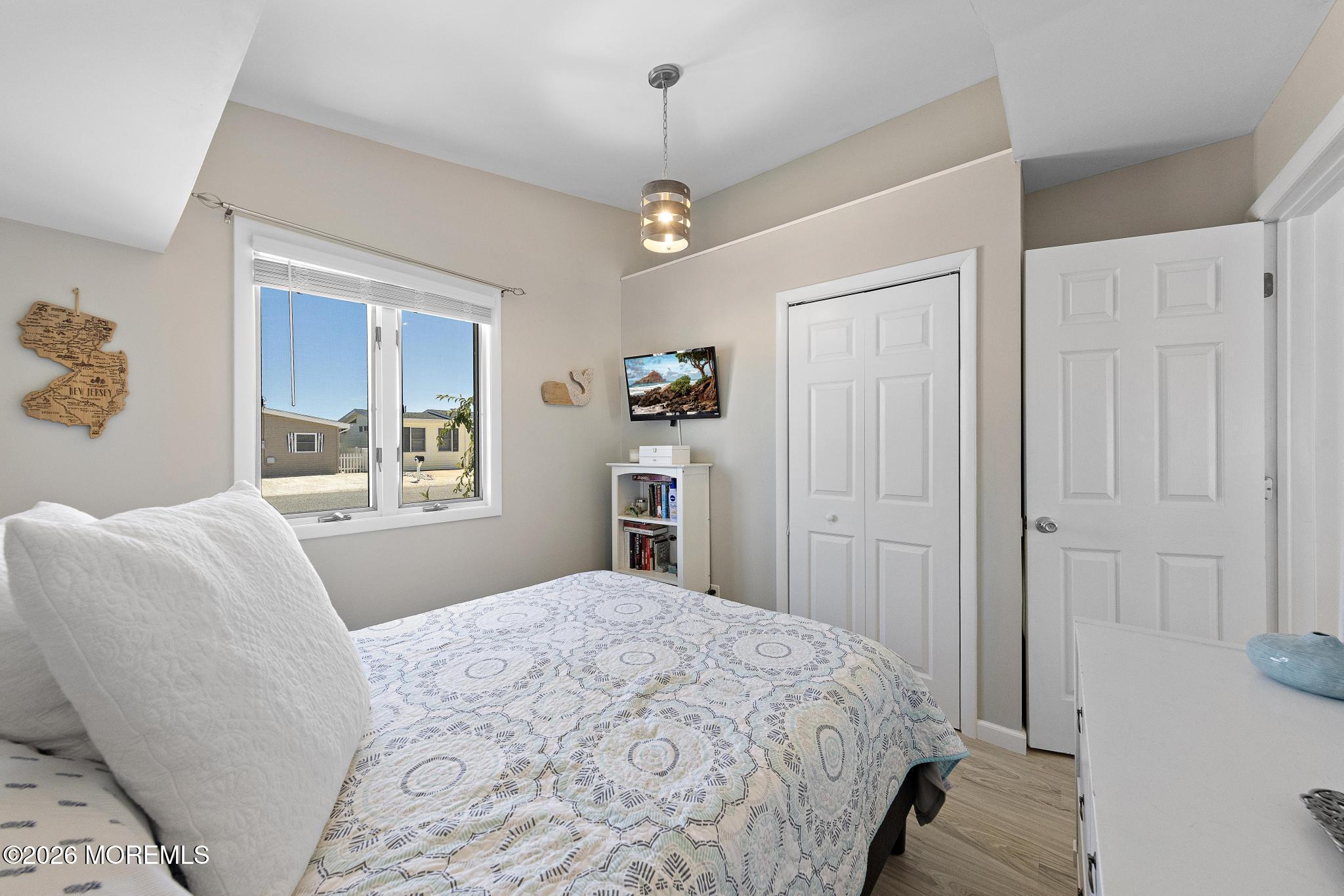 80 Mary Alice Road Manahawkin NJ 08050