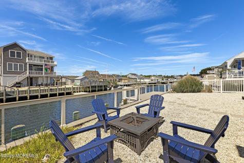 80 Mary Alice Road Manahawkin NJ 08050