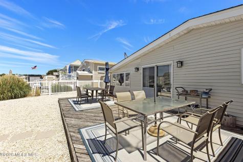 80 Mary Alice Road Manahawkin NJ 08050
