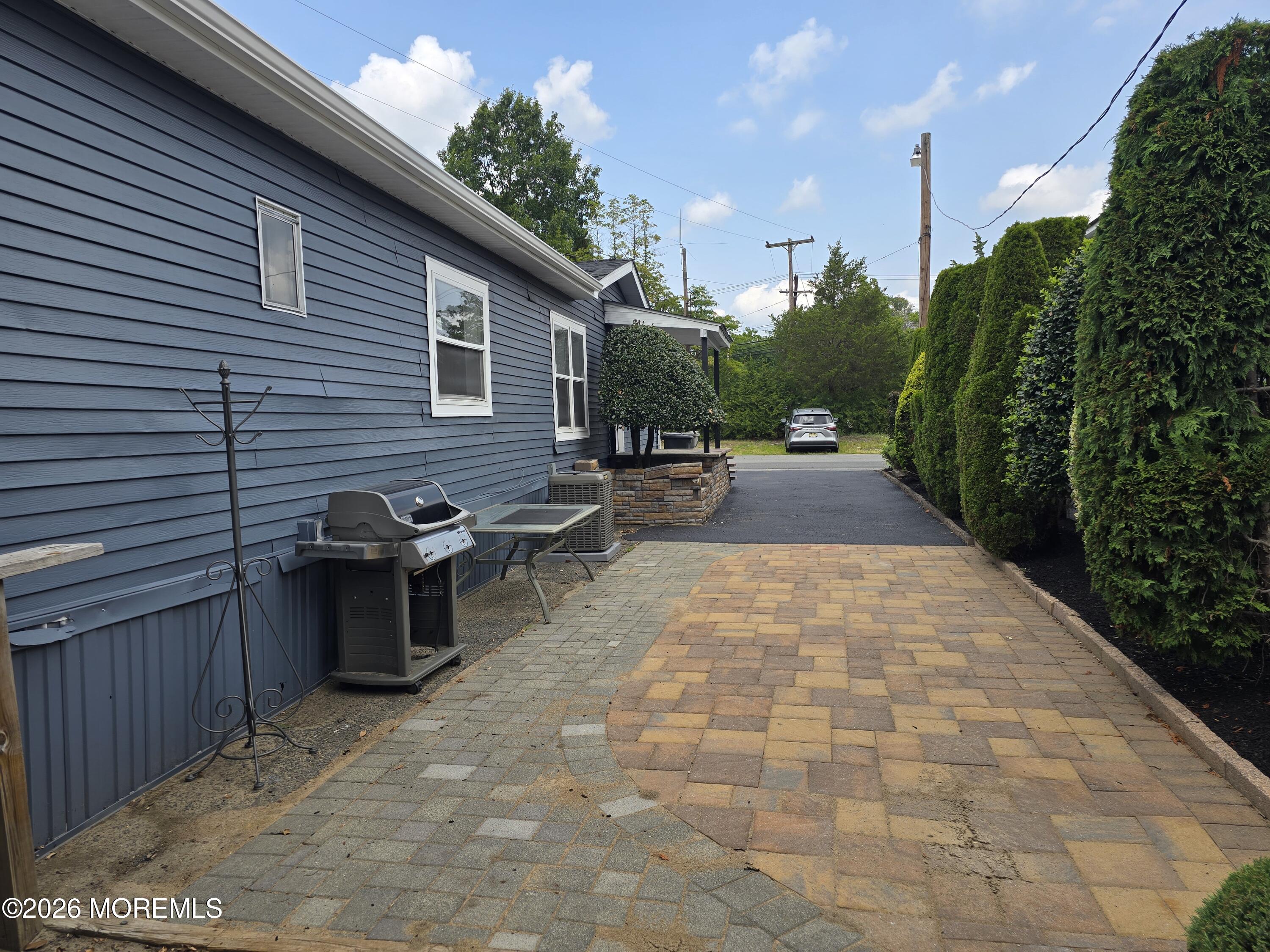 7 Shady Lake Circle Jackson NJ 08527