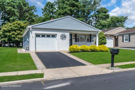 15 Encinitas Drive Toms River NJ 08757