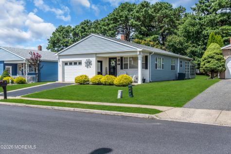15 Encinitas Drive Toms River NJ 08757