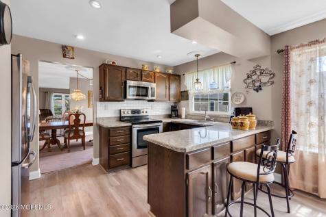 9 Carol Court Manchester NJ 08759