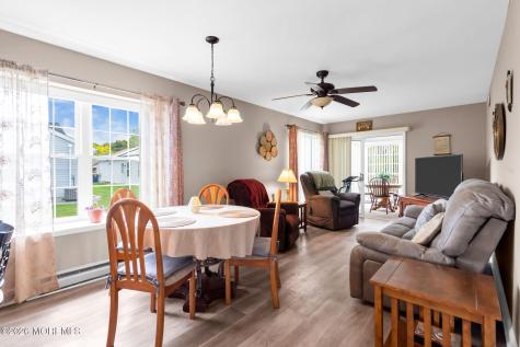 9 Carol Court Manchester NJ 08759