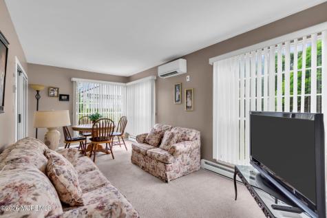 9 Carol Court Manchester NJ 08759