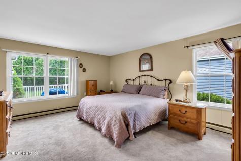 9 Carol Court Manchester NJ 08759