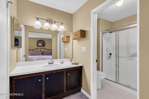 9 Carol Court Manchester NJ 08759