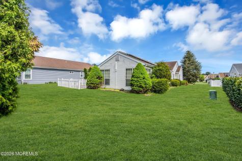 9 Carol Court Manchester NJ 08759