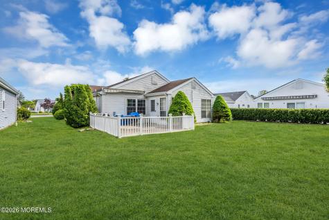9 Carol Court Manchester NJ 08759