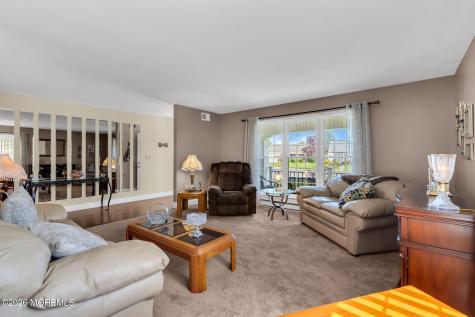 9 Carol Court Manchester NJ 08759