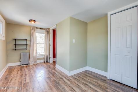 2 Chingarora Avenue Keyport NJ 07735