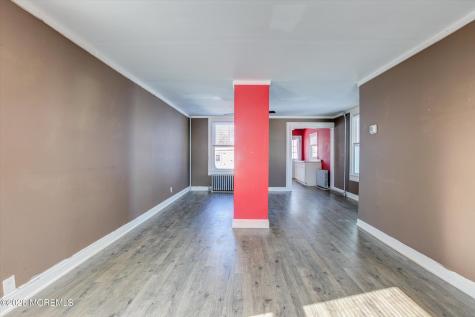 2 Chingarora Avenue Keyport NJ 07735
