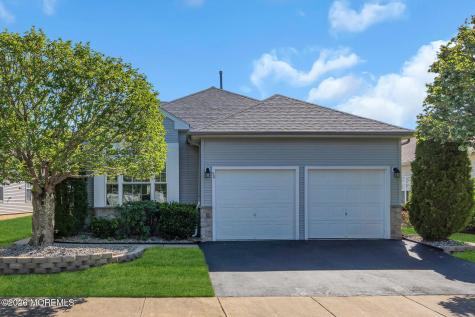56 Rochford Drive Manchester NJ 08759