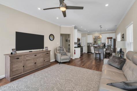 56 Rochford Drive Manchester NJ 08759