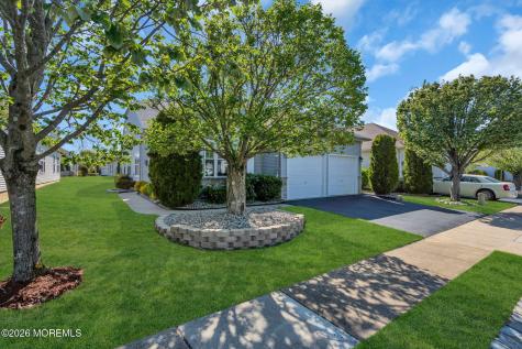 56 Rochford Drive Manchester NJ 08759