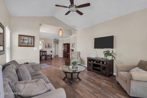 56 Rochford Drive Manchester NJ 08759