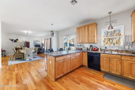15 Stuyvesant Road Brick NJ 08723