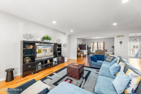15 Stuyvesant Road Brick NJ 08723