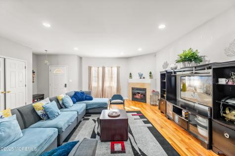 15 Stuyvesant Road Brick NJ 08723