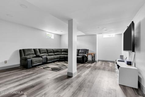 24 Naples Avenue Cliffwood NJ 07721