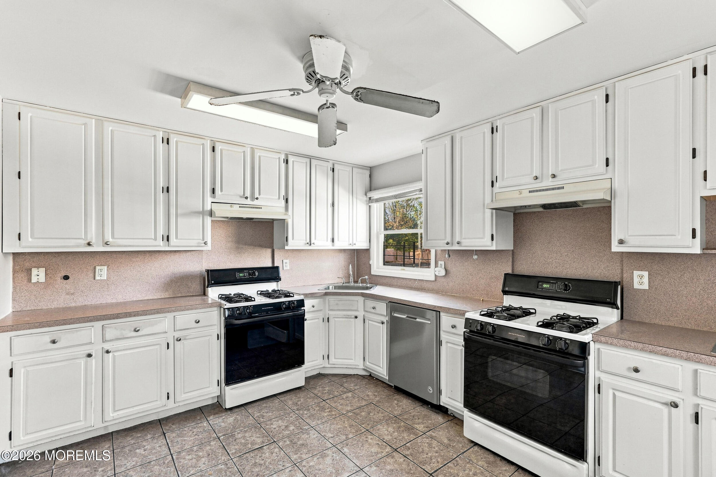 30 Kelm Woods Avenue Lakewood NJ 08701