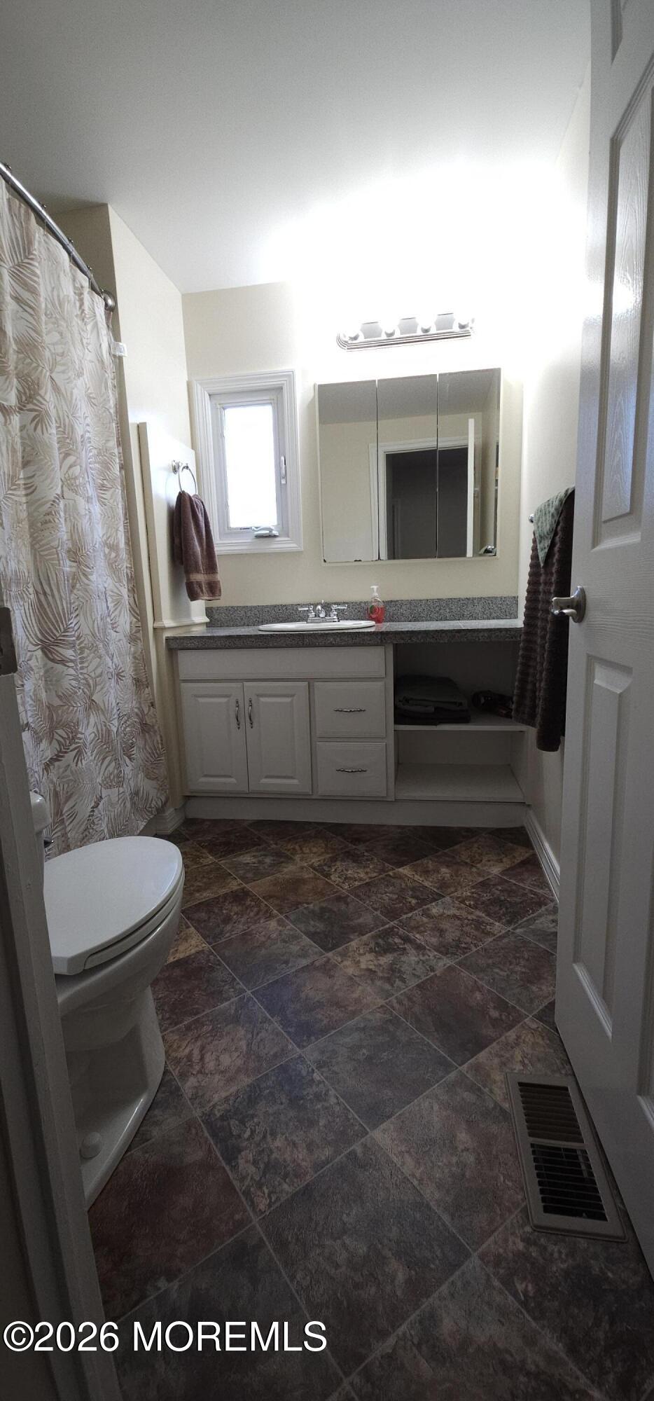 19 Mobile Lane Toms River NJ 08755