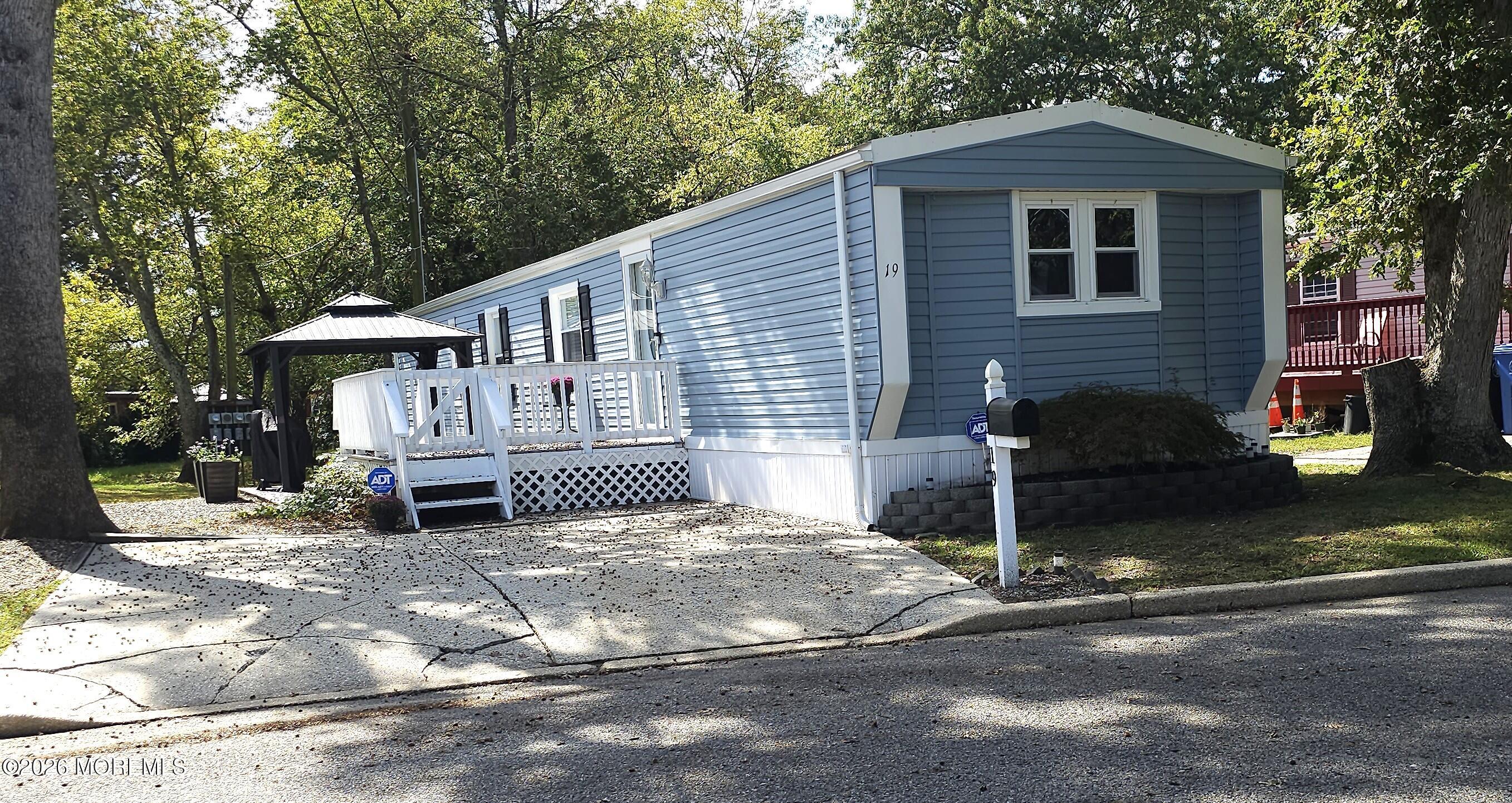 19 Mobile Lane Toms River NJ 08755