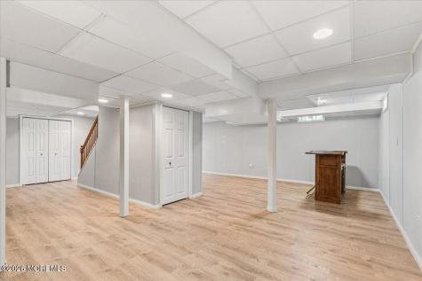 49 Diamond Lane Howell NJ 07731