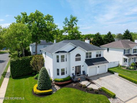 49 Diamond Lane Howell NJ 07731