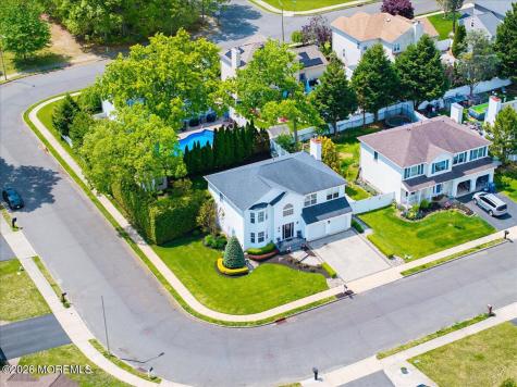 49 Diamond Lane Howell NJ 07731