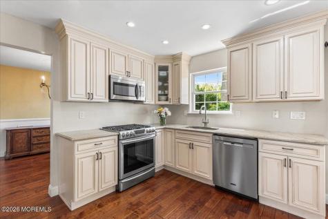 49 Diamond Lane Howell NJ 07731